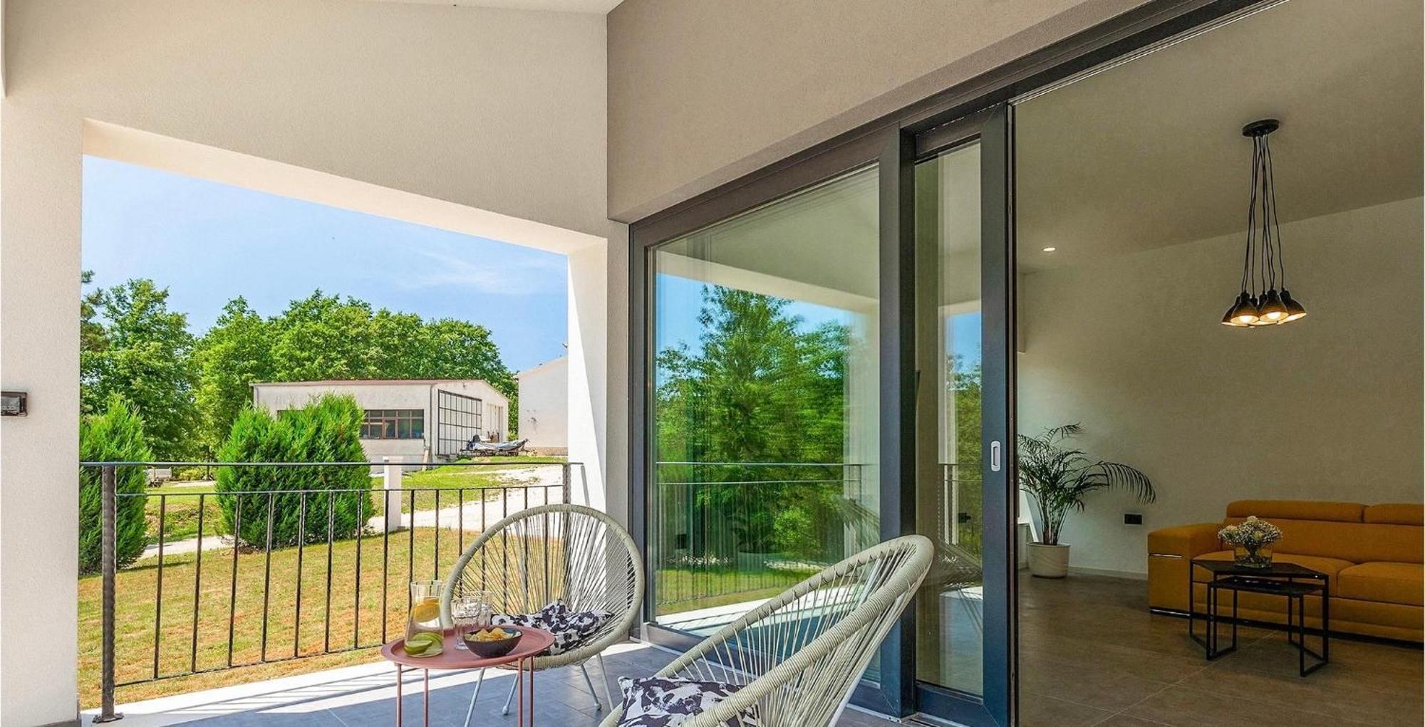 Vila Prisunca Jacuzzi & Swimming Pool パジン エクステリア 写真