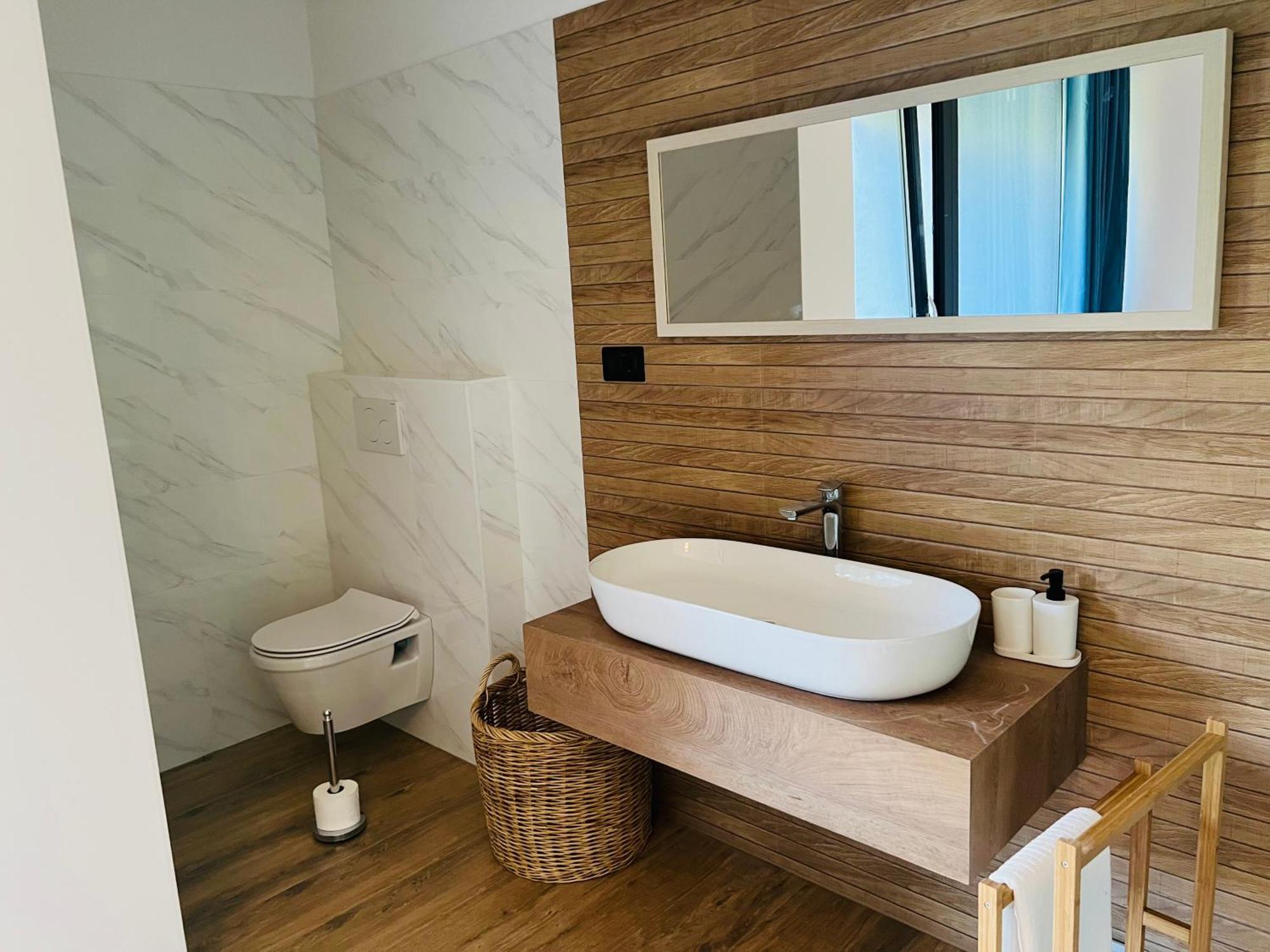 Vila Prisunca Jacuzzi & Swimming Pool パジン エクステリア 写真
